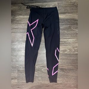 Black and Pink 2XU Compression Tights/ Leggings